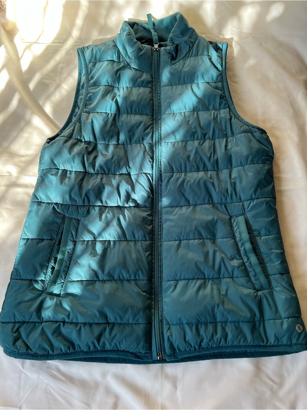Xersion  Lightweight Quilted Vest Size Small Color Teal